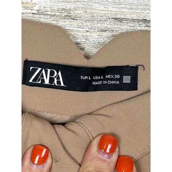 Zara Women’s L Khaki High Waisted Tapered Leg Zip Fly Dress Pants NEW - Picture 3 of 6